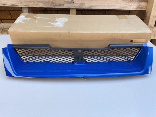 Genuine Nissan Front Grille (BT2) to suit Nissan Skyline R33 GTR - Vega Autosports