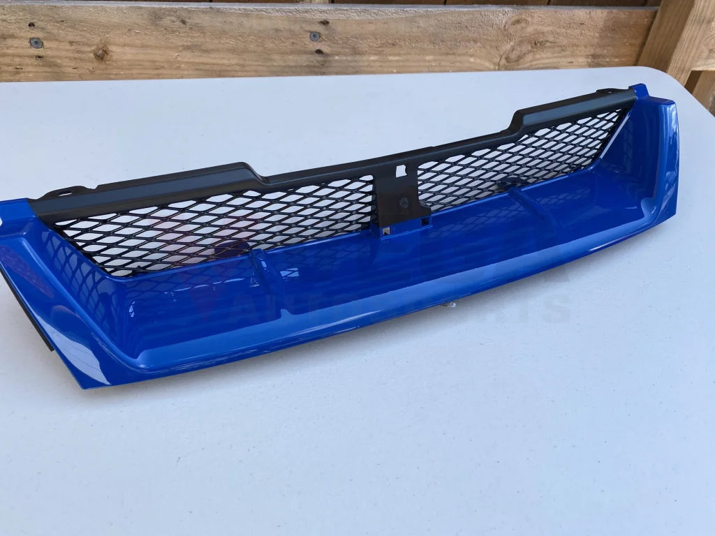Genuine Nissan Front Grille (BT2) to suit Nissan Skyline R33 GTR - Vega Autosports