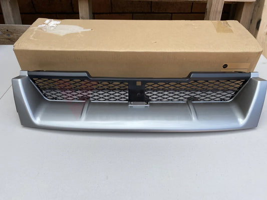 Genuine Nissan Front Grille (KR4 Sonic Silver) to suit Nissan Skyline R33 GTR - Vega Autosports