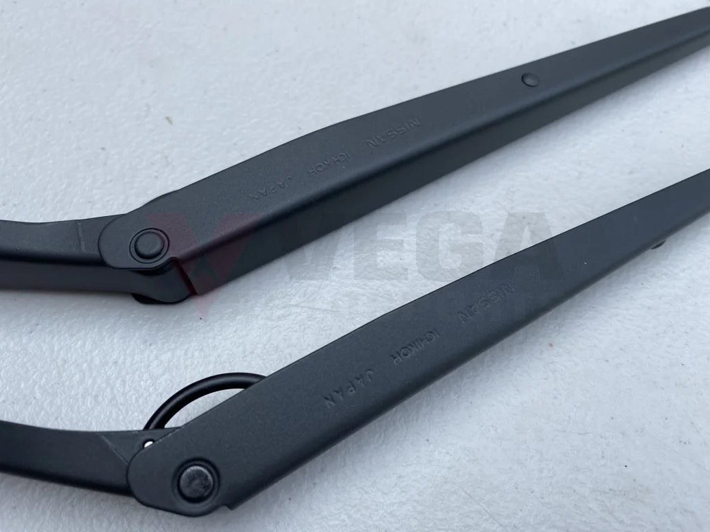 Genuine Nissan Front Wiper Arms to suit Nissan Skyline R33 GTR / GTS-T / GTS - Vega Autosports