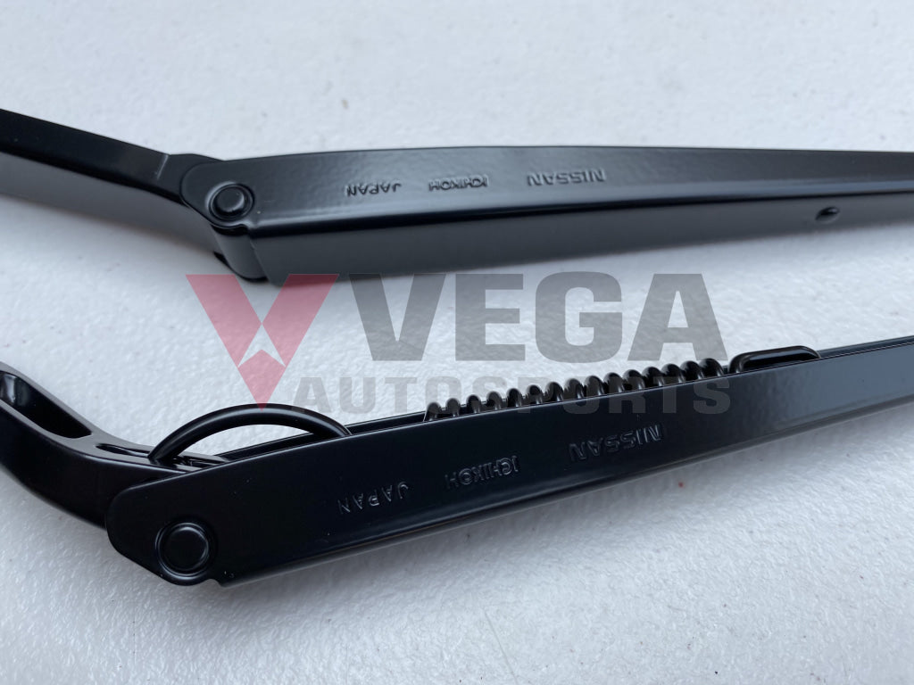 Genuine Nissan Front Wiper Arms to suit Nissan Skyline R34 GTR / GTT / GTV - Vega Autosports