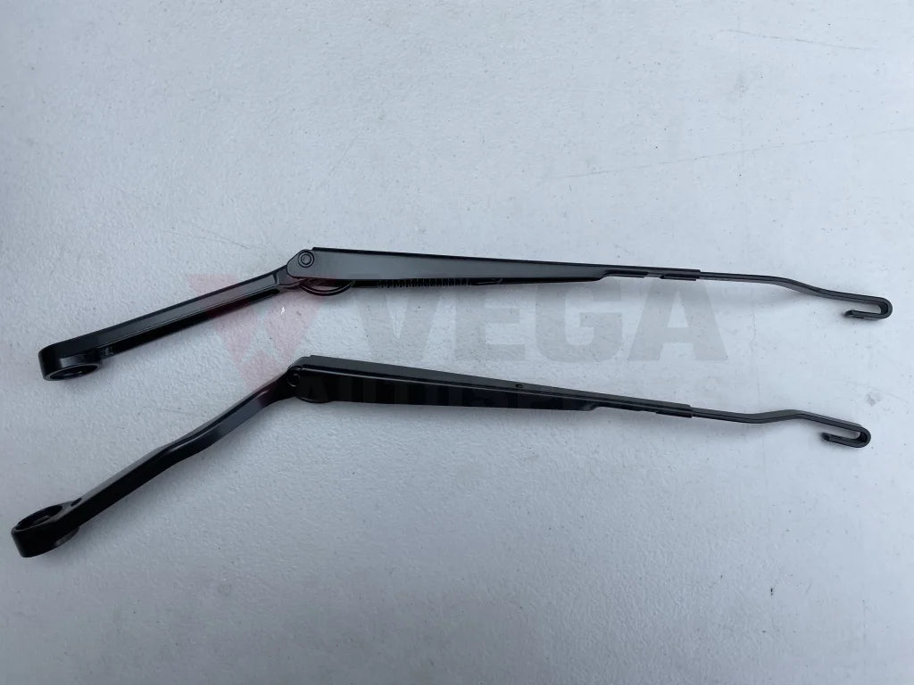 Genuine Nissan Front Wiper Arms to suit Nissan Skyline R34 GTR / GTT / GTV - Vega Autosports