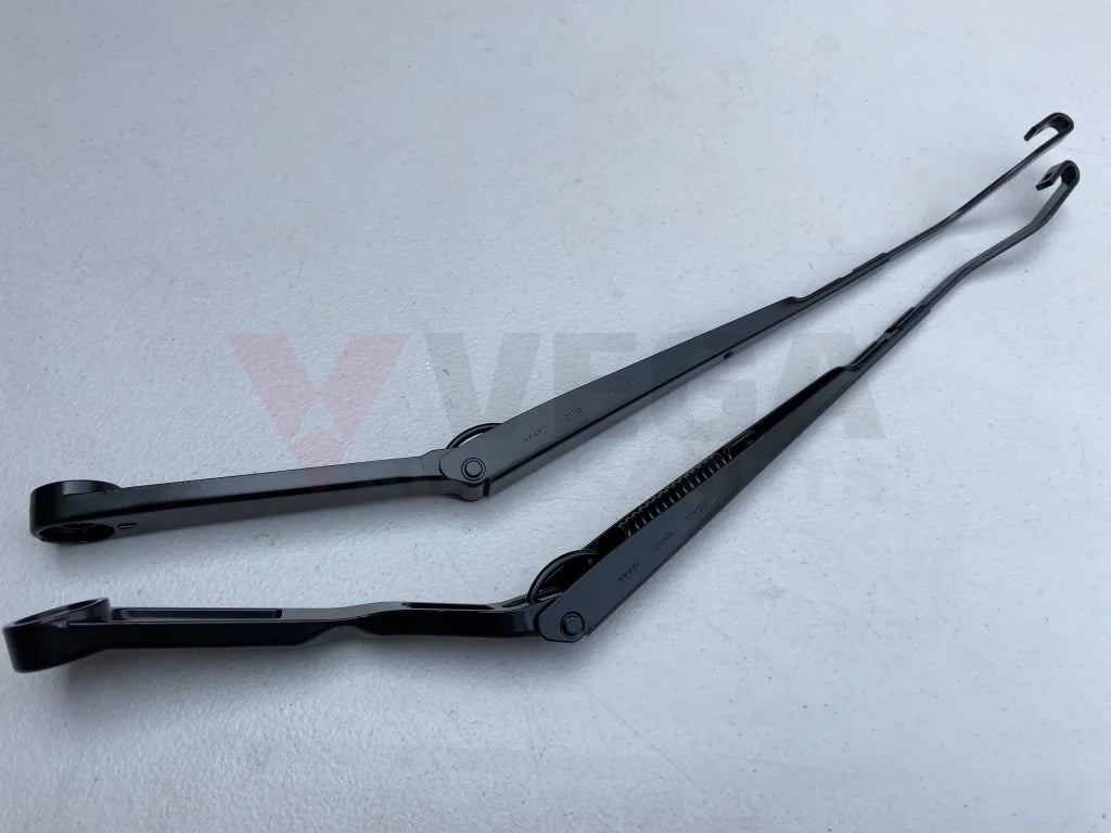 Genuine Nissan Front Wiper Arms to suit Nissan Skyline R34 GTR / GTT / GTV - Vega Autosports