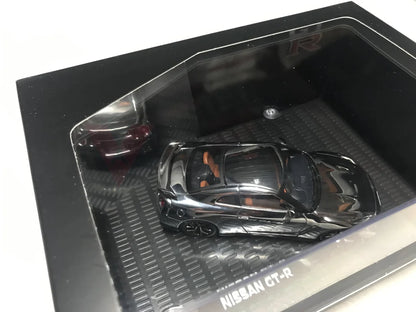 Genuine Nissan Skyline R35 GTR - Nismo Chrome 1/43 Model - Vega Autosports