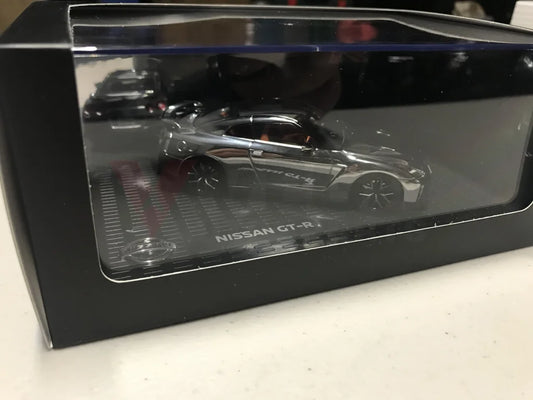 Genuine Nissan Skyline R35 GTR - Nismo Chrome 1/43 Model - Vega Autosports