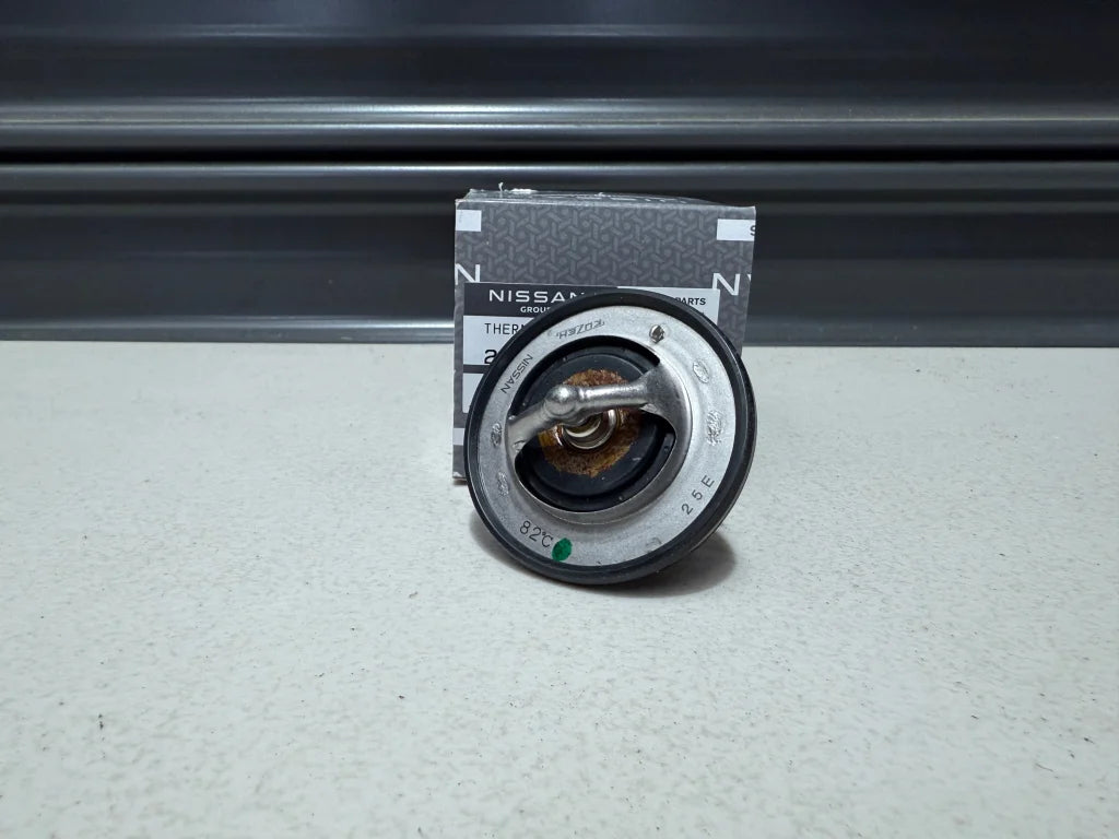 Genuine Nissan Thermostat 82C to suit Nissan Patrol Y61 GU TB45 21200-VB02A Cooling