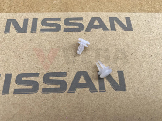 Genuine Nissan Vin Clip Set (2 piece) to suit Most Nissan Models - Vega Autosports