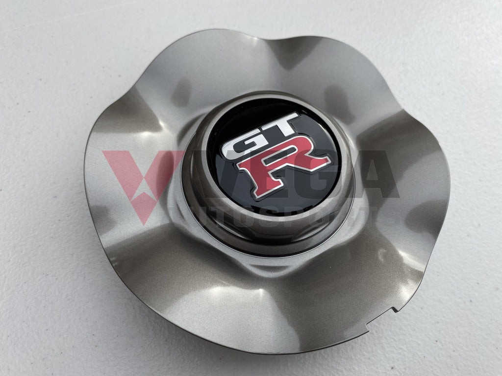 Genuine Nissan Wheel Centre Cap to suit Nissan Skyline BNR34 - Vega Autosports