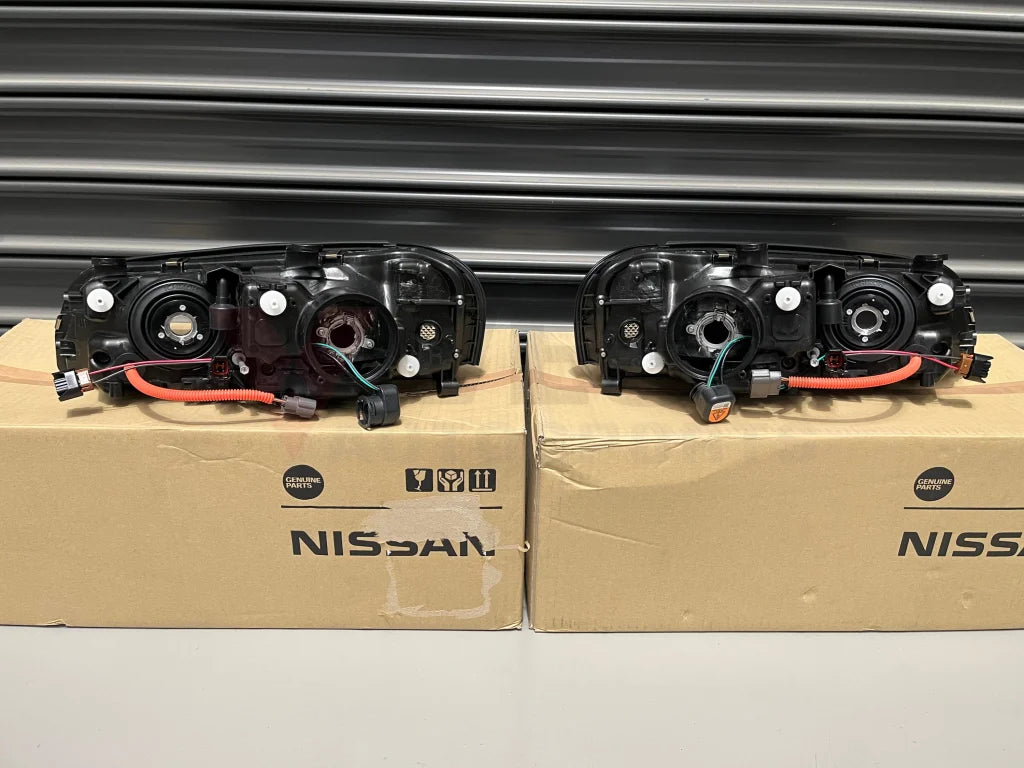 Genuine Xenon Headlight Housing Set To Suit Nissan R34 Gtr (Late Model) - 00/08 Onwards Electrical