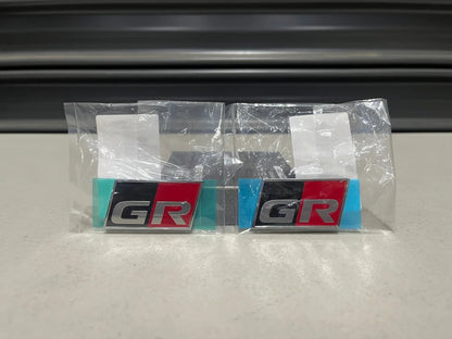Gr Front Fender Emblem Set (Rhs & Lhs) To Suit Toyota Corolla Gzea14 75361-12140 / 75362-12240