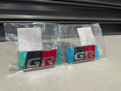 Gr Front Fender Emblem Set (Rhs & Lhs) To Suit Toyota Corolla Gzea14 75361-12140 / 75362-12240