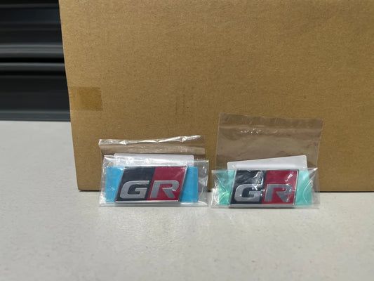 Gr Front Fender Emblem Set (Rhs & Lhs) To Suit Toyota Yaris Gxpa16 75362-52090 / 75361-52110