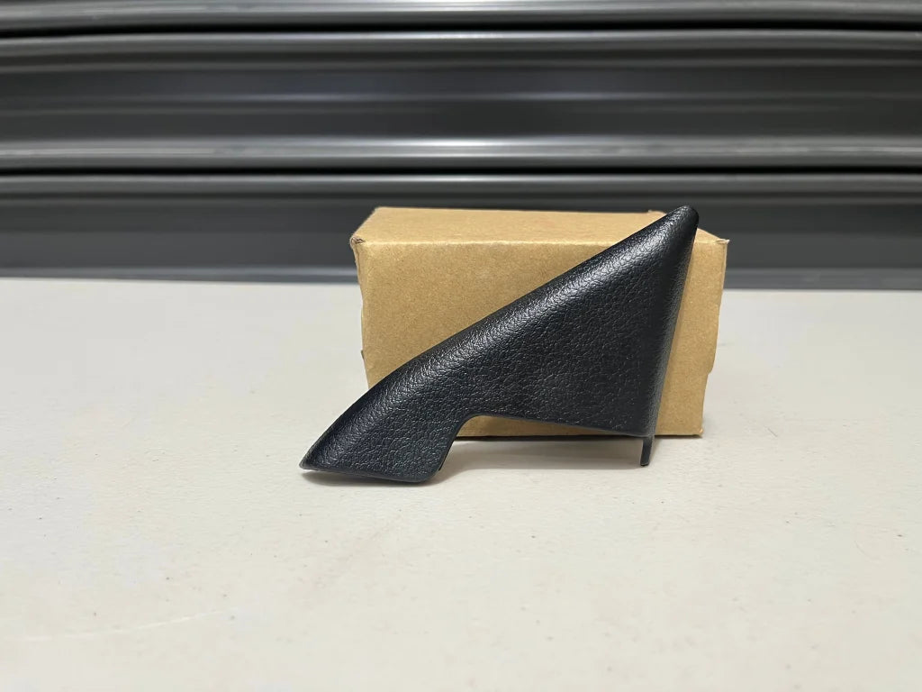 Gusset Door Cover (Rhs) To Suit Subaru Impreza Gc8 94226Fa000 Interior