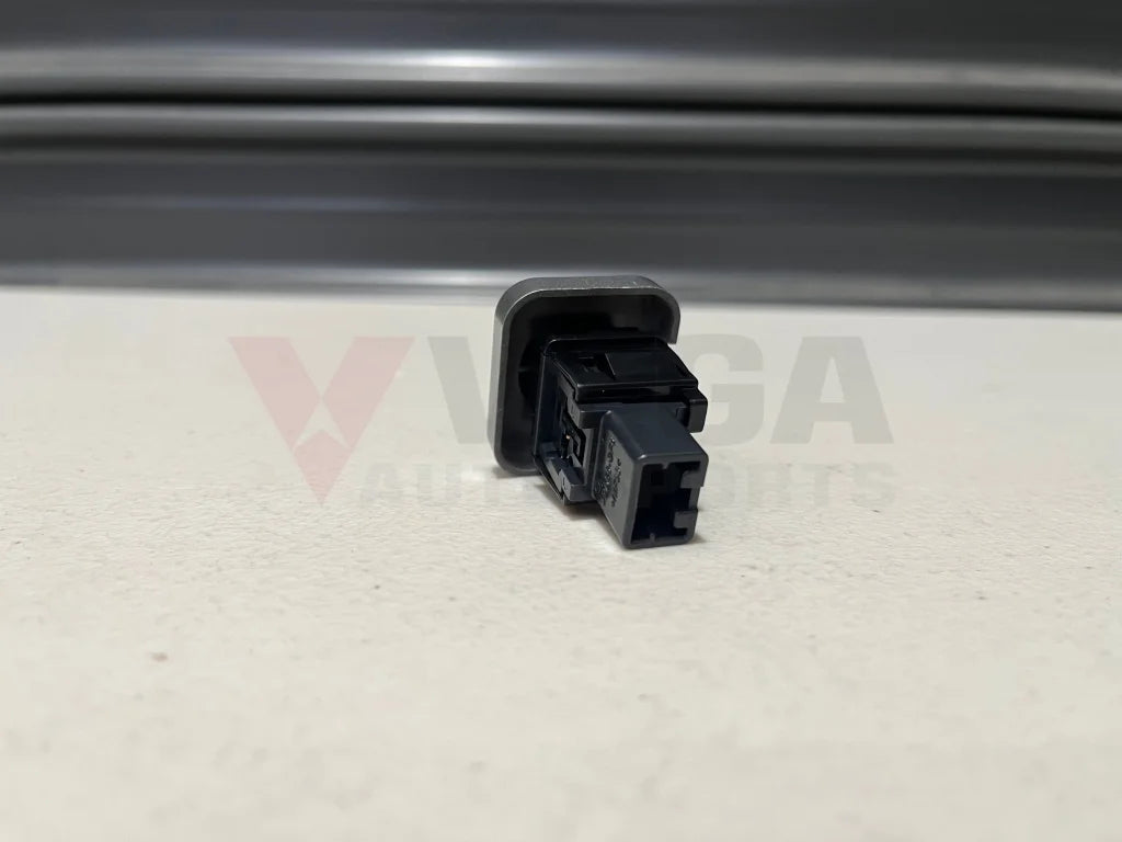 Hazard Warning Switch To Suit Nissan 370Z Z34 25290-1Ea0C Electrical