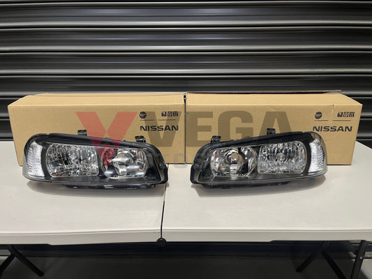 Head Light Housing (Halogen) Rhs / Lhs To Suit Nissan Skyline R34 Gt Gt-T 26025-Aa001 26075-Aa001