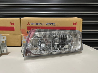 Headlight Assemblies Rhs & Lhs To Suit Mitsubishi Lancer Evolution 5 / 6 6.5 Cp9A Electrical