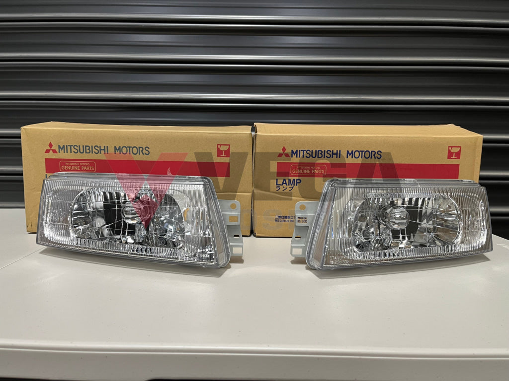 Headlight Assemblies Rhs & Lhs To Suit Mitsubishi Lancer Evolution 5 / 6 6.5 Cp9A Electrical