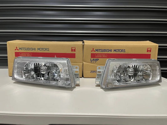 Headlight Assemblies Rhs & Lhs To Suit Mitsubishi Lancer Evolution 5 / 6 6.5 Cp9A Electrical
