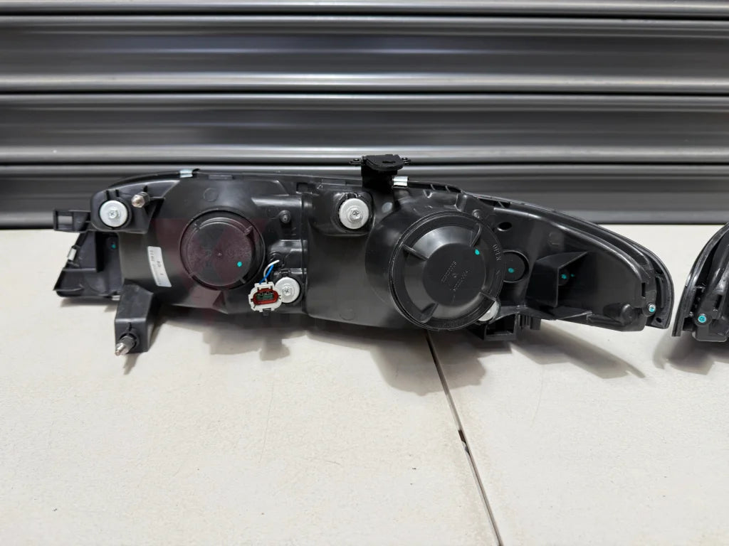 Headlight Assembly (Aftermarket) to suit Nissan Skyline R33 GTR Series 3 (All GTR Models) - Electrical