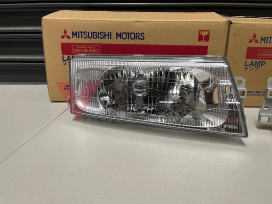 Headlight Housing Rhs To Suit Mitsubishi Lancer Evolution 5 / 6 6.5 Cp9A Electrical