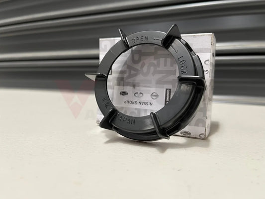 Headlight Outer Socket For H4 Bulb To Suit Nissan R32 Gtr N1 26031-10V00 Electrical