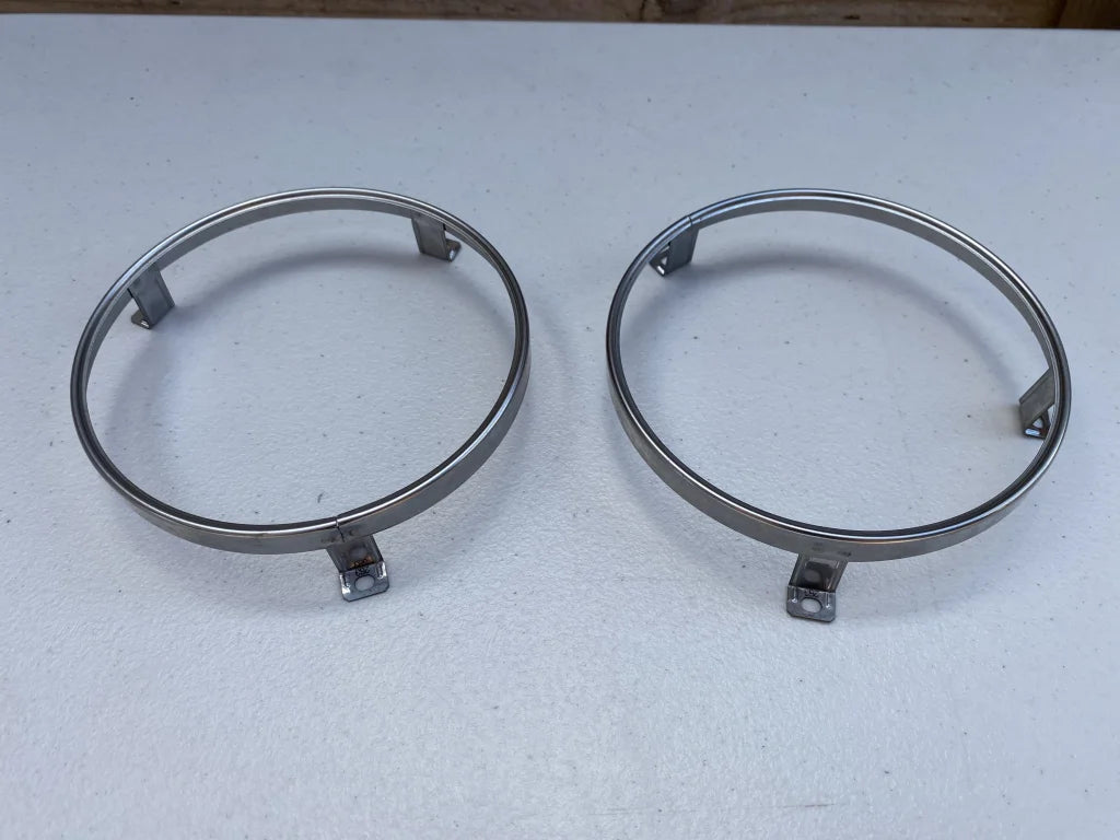 Headlight Retaining Ring (2-piece) to suit Datsun 510 520 610 620 - Vega Autosports