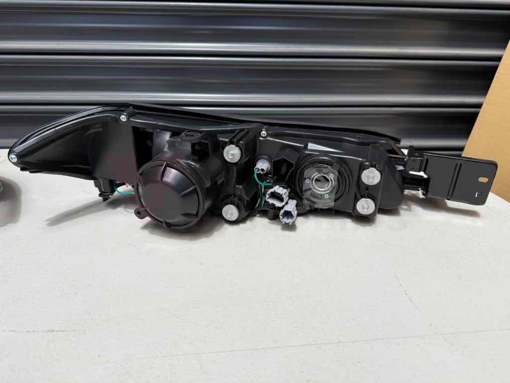 Headlight Set RHS & LHS (Aftermarket)(JDM Halogen) to suit Nissan Silvia S15 26010-85F27 / 26060-85F27 - Electrical