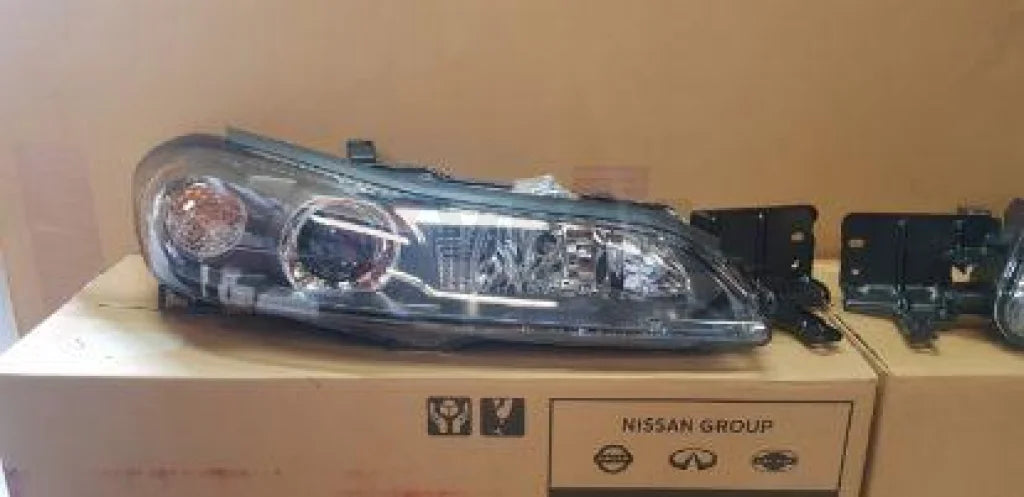 Headlight Set RHS & LHS (JDM Halogen) to suit Nissan Silvia S15 - Vega Autosports