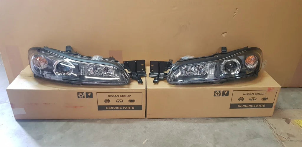 Headlight Set RHS & LHS (JDM Halogen) to suit Nissan Silvia S15 - Vega Autosports