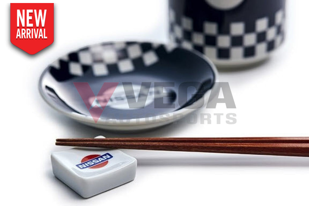 Heritage Small Plate Set (2-Piece) Kwa6A-00T50 Genuine Nissan Merchandise