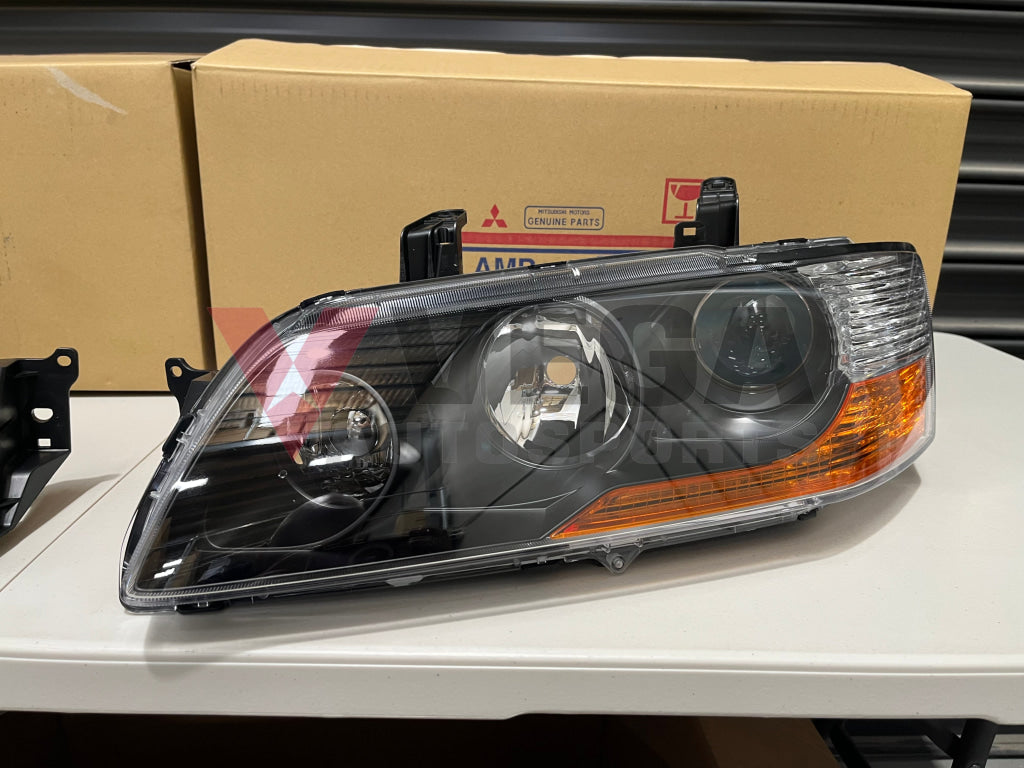 Hid Headlight Housing Set (Rhs & Lhs) To Suit Mitsubishi Lancer Evolution 8 Mr Ct9A 8301B718 /