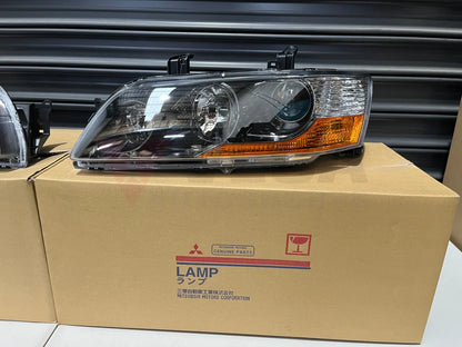 Hid Headlight Housing Set Rhs & Lhs To Suit Mitsubishi Lancer Evolution 9 Mr 8301B723 / 8301B724