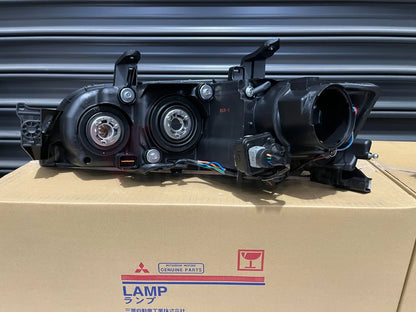 Hid Headlight Housing Set Rhs & Lhs To Suit Mitsubishi Lancer Evolution 9 Mr 8301B723 / 8301B724
