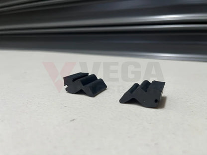 Hood Bumper Set (Pair) To Suit Datsun 510 65157-A0600 Nuts / Bolts Screws