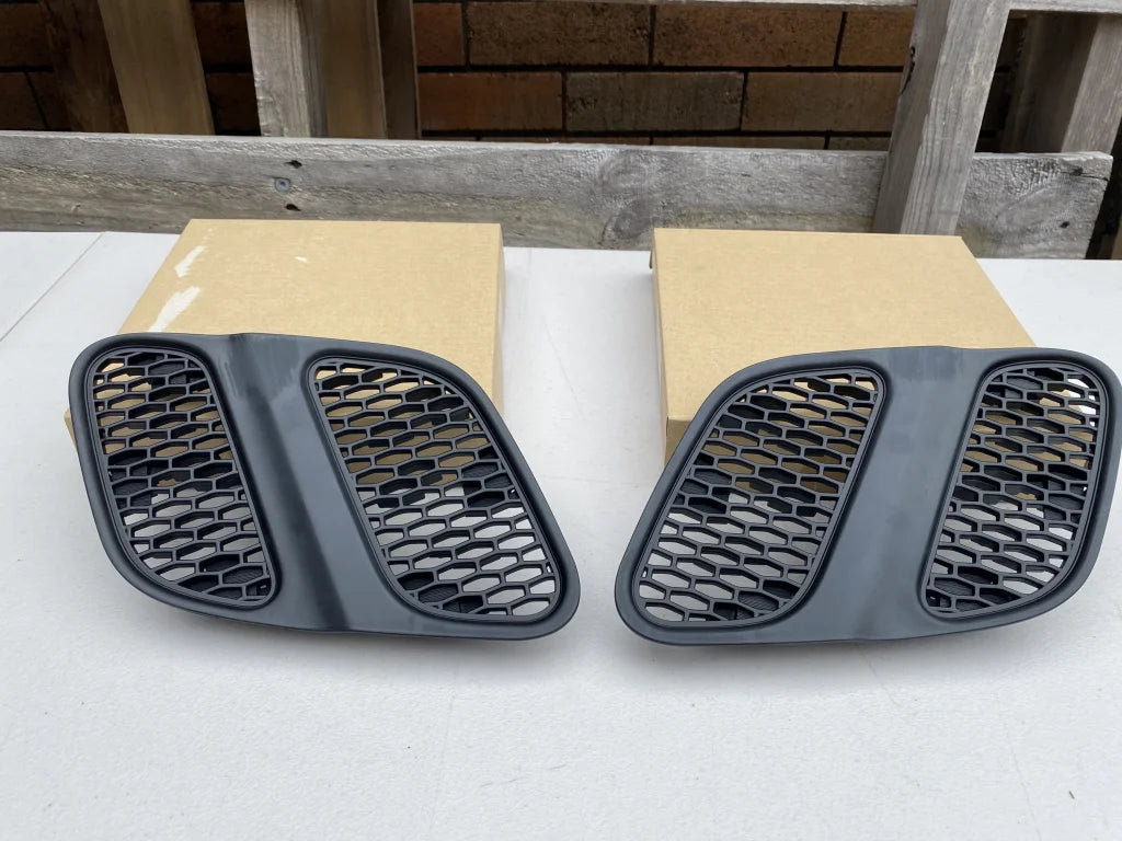 Hood Grille Set Rhs / Lhs To Suit Subaru Impreza Wrx Gc8 1997 2001 Exterior