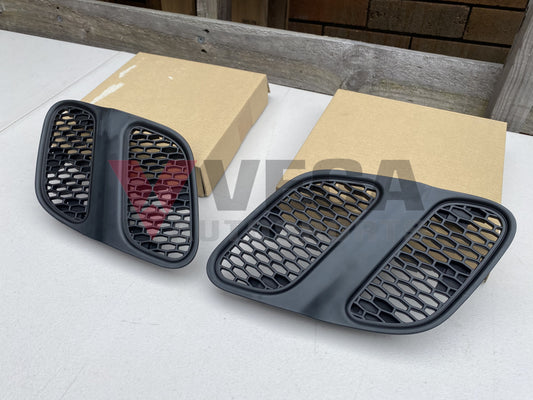 Hood Grille Set Rhs / Lhs To Suit Subaru Impreza Wrx Gc8 1997 2001 Exterior