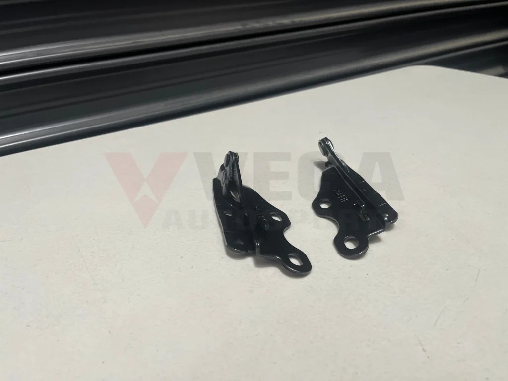 Hood Hinge Assembly (Pair) To Suit Nissan Silvia S13 / 180Sx 65400-35F10 65401-35F10 Exterior
