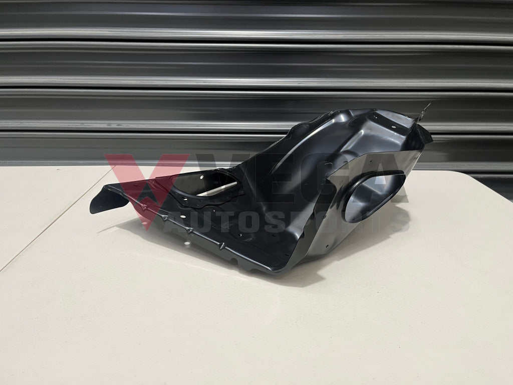 Hood Ledge (Front Lower Lhs) To Suit Nissan Skyline R33 / R34 Gtr 64131-24U00 Exterior