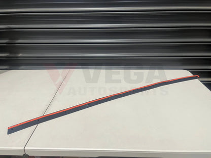 Hood Seal To Suit Nissan R35 Gtr 65820-62B0A Body Mouldings / Seals