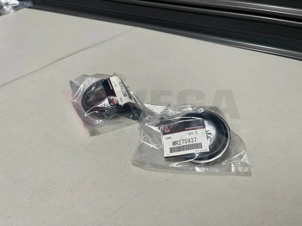 Horn Set (Hi/Low Tone) To Suit Mitsubishi Lancer Evolution 4 / 5 6 Mr275938 Mr275937 Electrical
