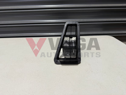 HVAC Rear Vent Duct to suit Mitsubishi Lancer Evolution 7 / 8 / 9 CT9A MR460484 Exterior