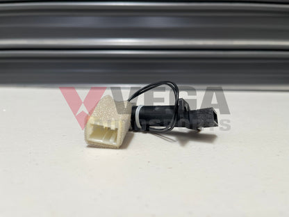 In-Car Temperature Sensor To Suit Nissan R32 Gtr / Gts-T Gts-4 27720-01U00 Electrical