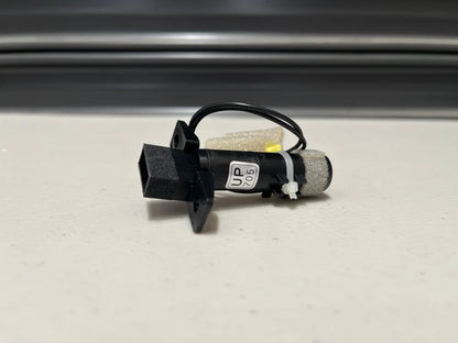 In-Car Temperature Sensor To Suit Nissan R32 Gtr / Gts-T Gts-4 27720-01U00 Electrical
