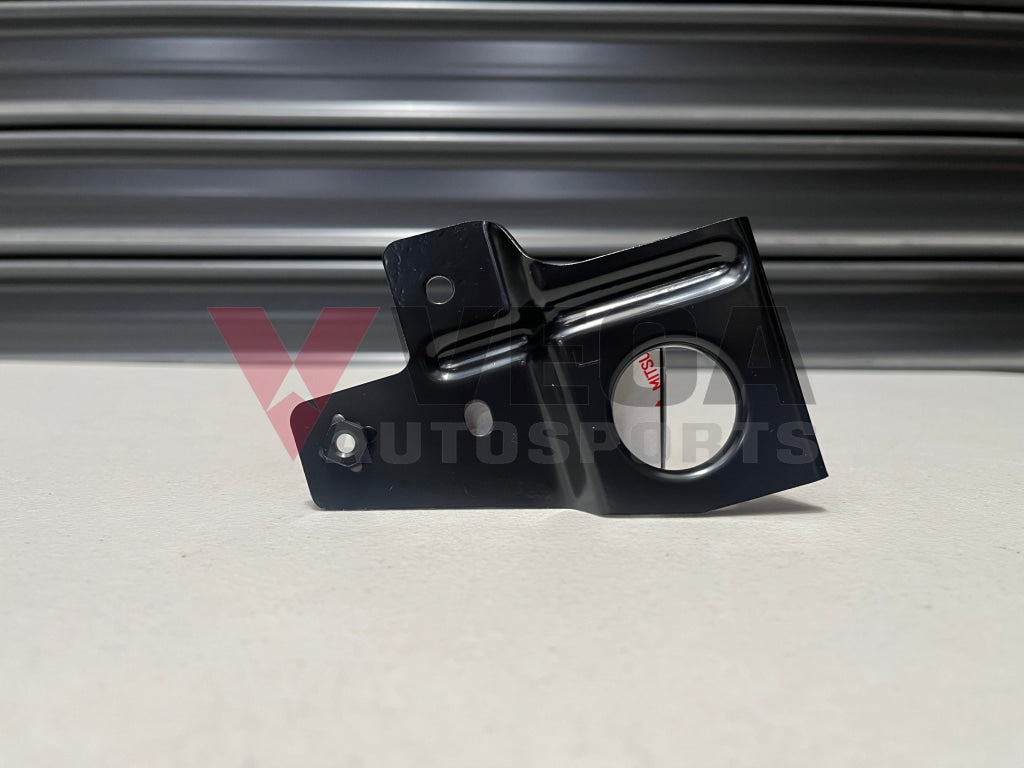 Intercooler Mounting Bracket (Upper Lhs) To Suit Nissan Skyline R32 Gtr & R33 62217-05U00 Engine