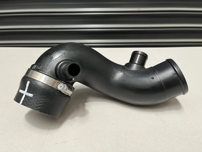 Intercooler Outlet Hose To Suit Mitsubishi Lancer Evolution 4 / 5 6 6.5 Cp9A Cn9A Engine