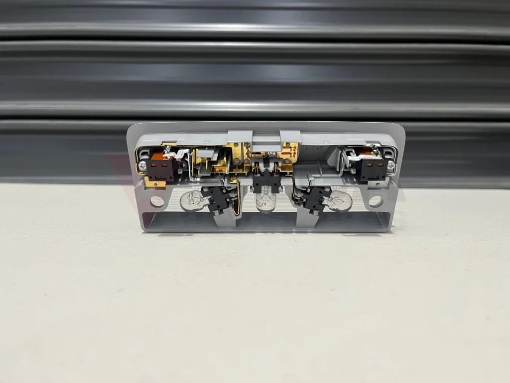 Interior Light Front Assembly To Suit Mitsubishi Lancer Evolution 7 / 8 9 Ct9A Mr794300