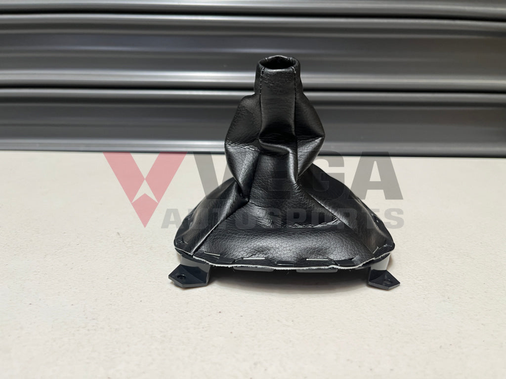 Interior Shift Boot To Suit Mazda Rx7 Fd3S 1993-2002 F100-64-330C-00