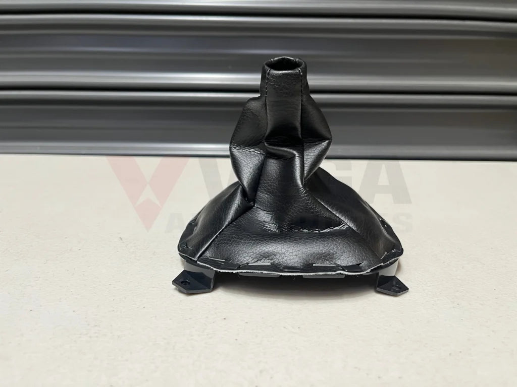 Interior Shift Boot To Suit Mazda Rx7 Fd3S 1993-2002 F100-64-330C-00