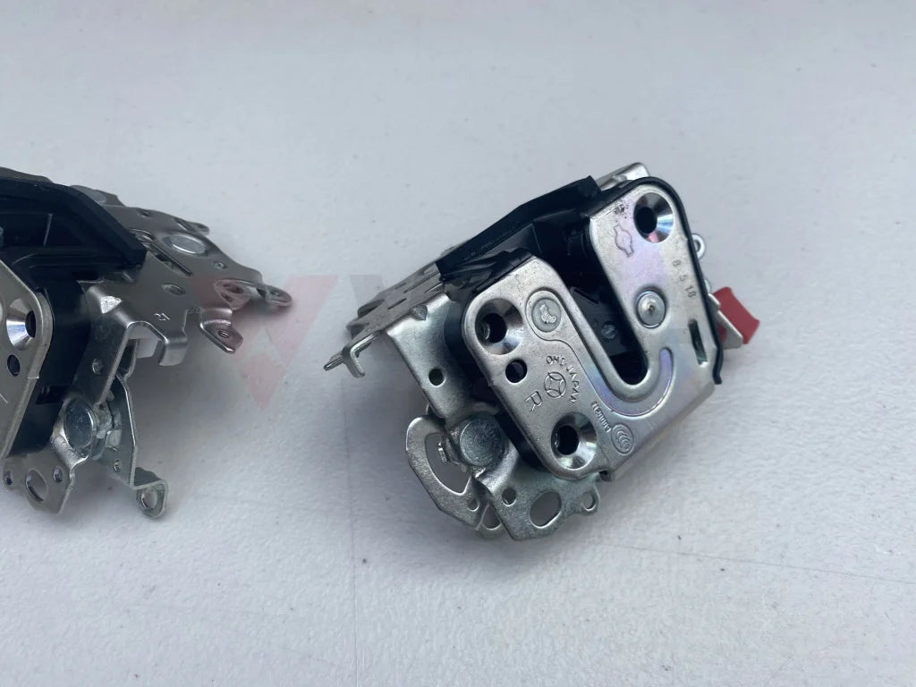 Internal Door Lock Assembly ( Front ) To Suit R34 Gtr / Gt-T Gt-V - Coupe Interior