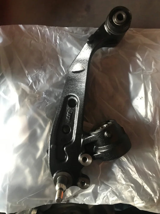 LHS Front Knuckle Arm to Suit Nissan Skyline R33 GTR / GTS-4 / R34 GTR / Stagea 260RS - Vega Autosports